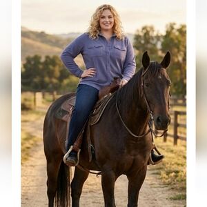 👍GAP Women's Indigo Long Sleeve Button Up Shirt